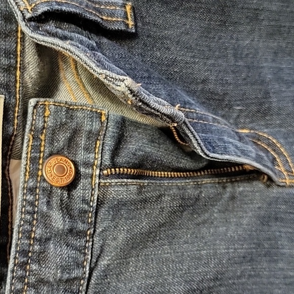 GAP boot cut Jean's - Picture 3 of 8